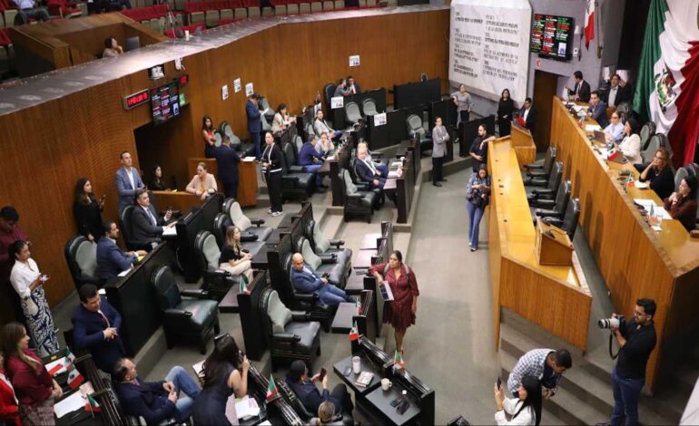 Pide Congreso de NL investigar a jueza por suspensión otorgada a Samuel