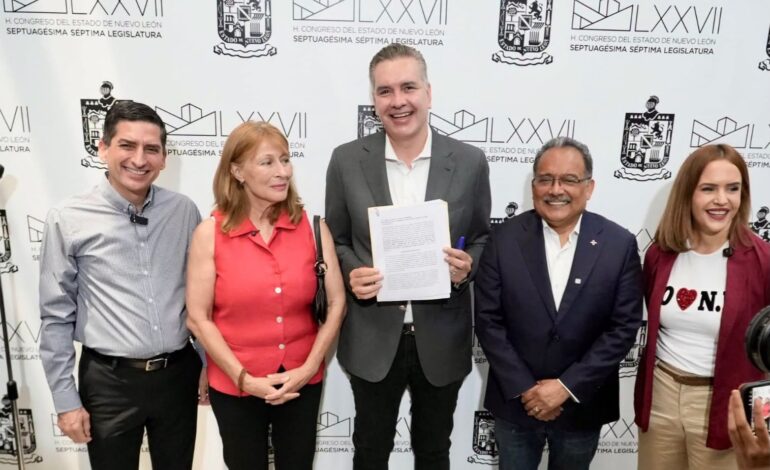 Proponen impedir que gobernadores de NL pidan licencia para buscar la presidencia
