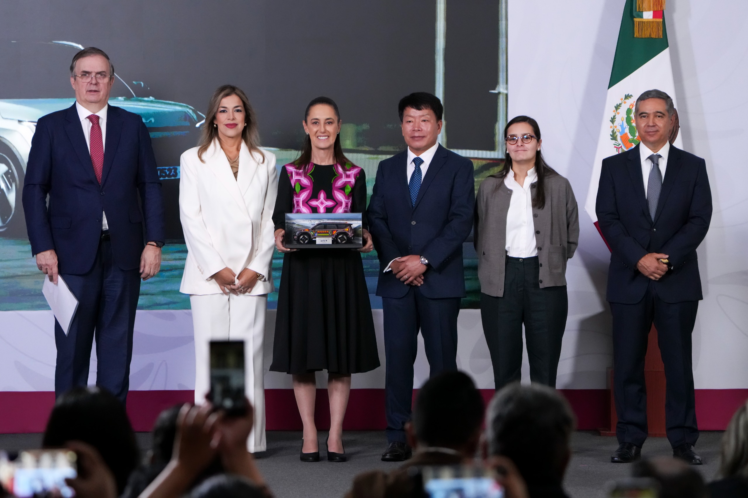 Invertirá KIA en Pesquería NL 649 mdd, anuncia la Presidenta Sheinbaum