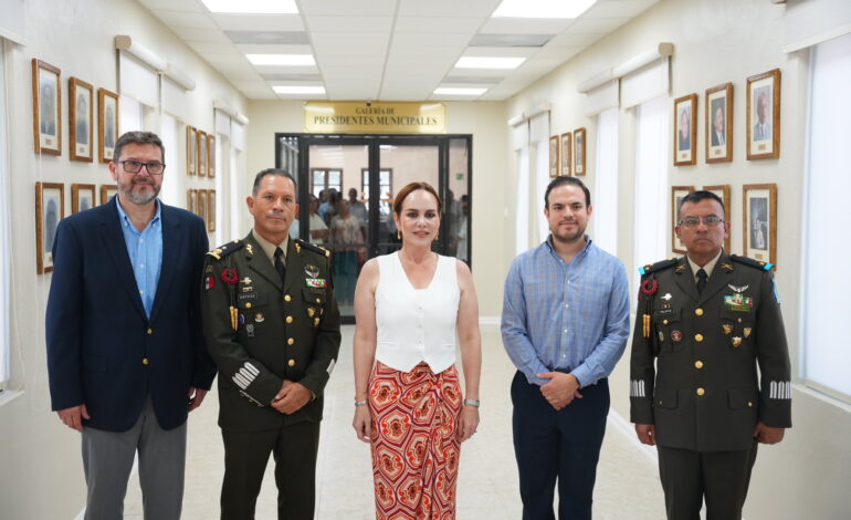 Carmen Lilia inaugura remodelación de la Galería de los Presidentes