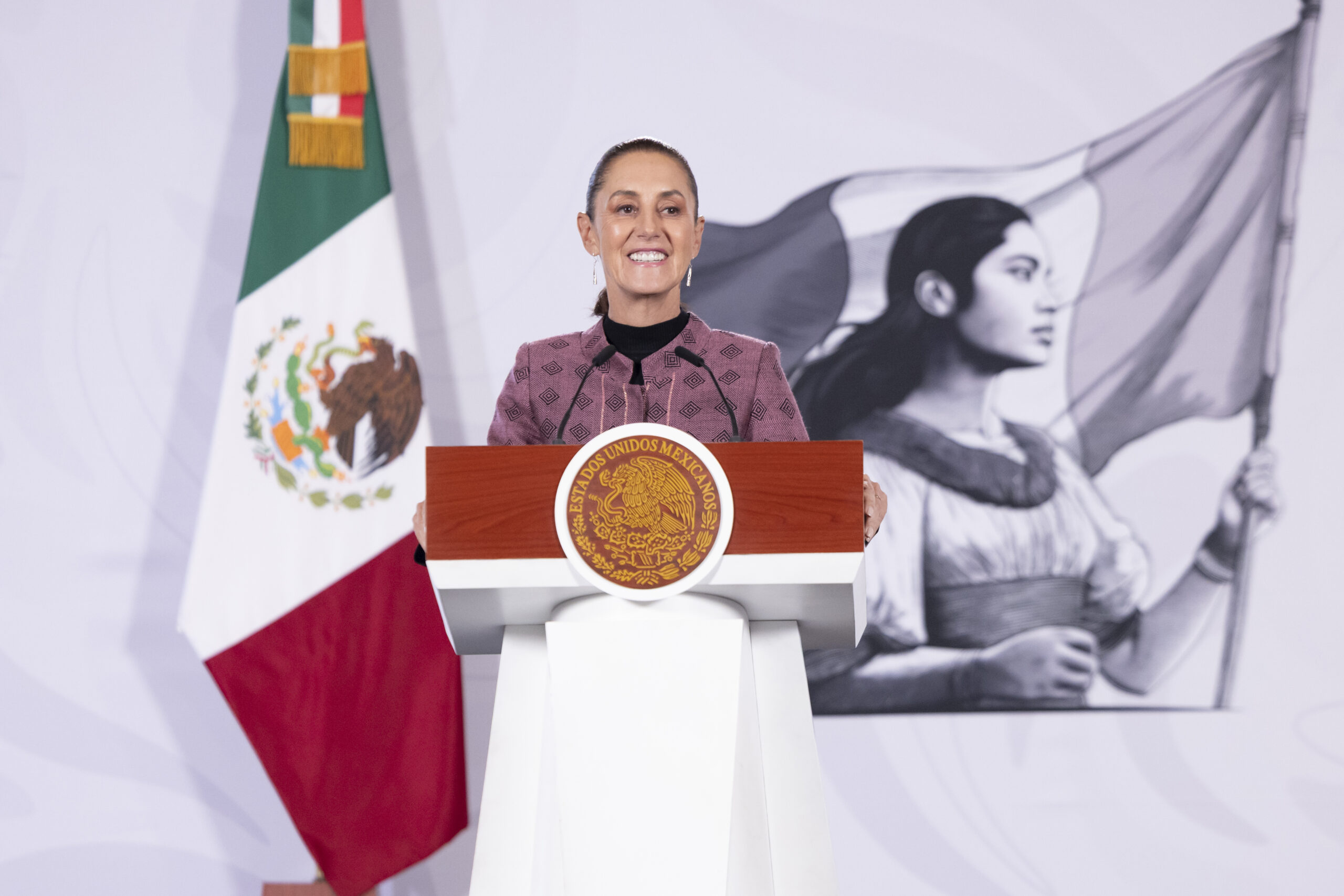 Dámaso Anaya agradece el reconocimiento público de la presidenta hacia la UAT