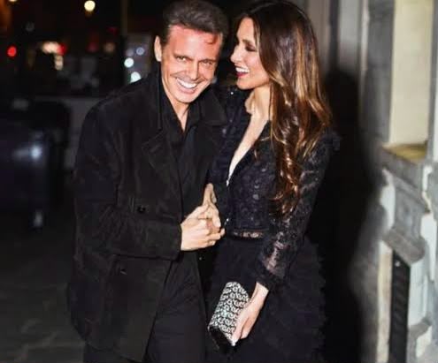 ¡Romance bajo el sol! Luismi y Paloma Cuevas se refugian en Los Cabos