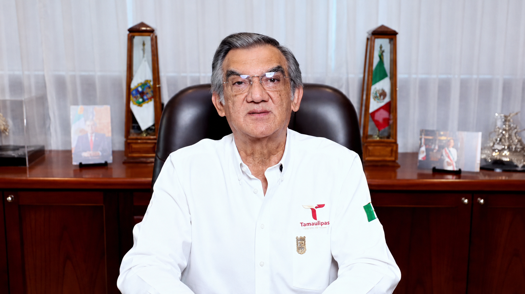 Américo incrementa salario a las y los trabajadores eventuales de Salud