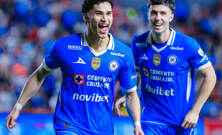 Cruz Azul despierta y vence 3-1 al Necaxa