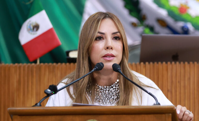 PRD reclama permanencia de aulas móviles en escuelas de Nuevo León