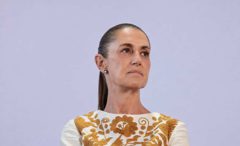 Sheinbaum marca distancia de Rocha: “Ningún interés personal puede estar por encima del pueblo”