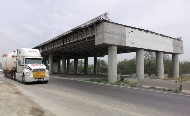 Anuncia Américo que se reactivará la obra del Puente “Magueyes”