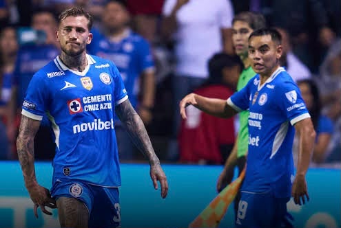 Cruz Azul se desploma, cae 2-1 ante Chicago Fire y queda eliminado