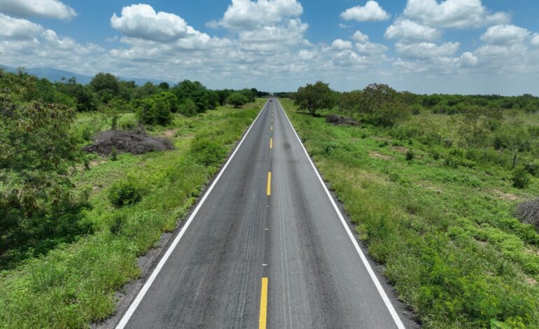 Inyecta gobierno de Américo casi 800 MDP en conservación de carreteras