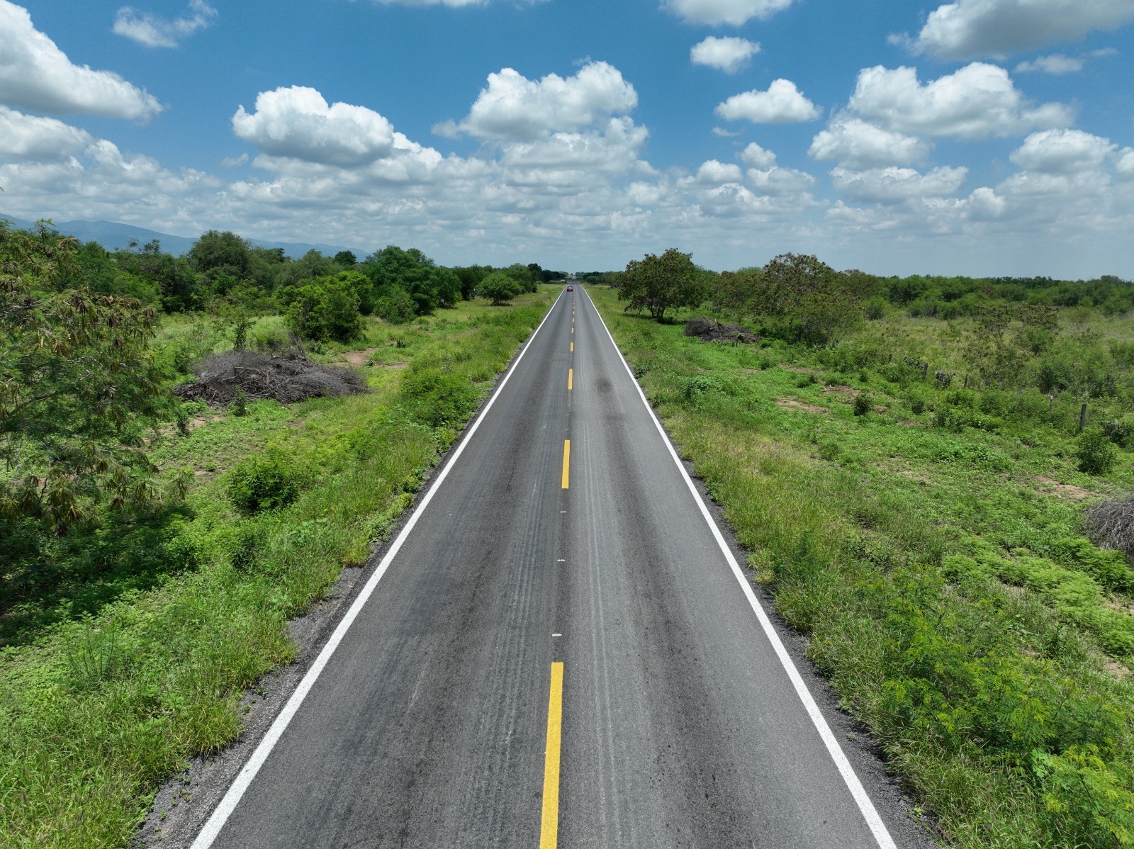Inyecta gobierno de Américo casi 800 MDP en conservación de carreteras