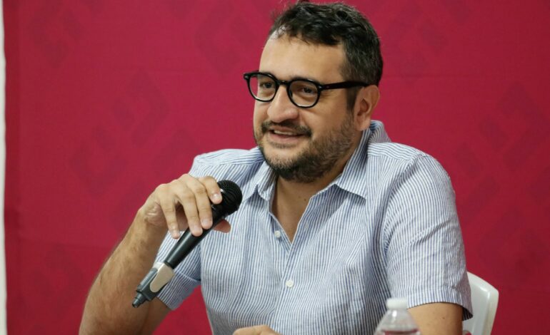 Andrés López Beltrán acusa a EU de retirarle la visa