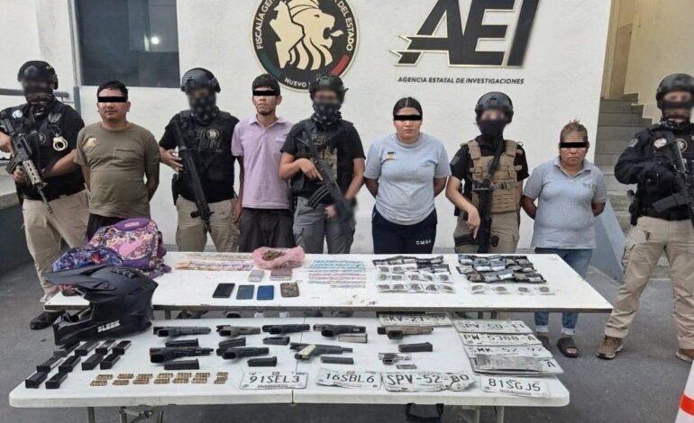 Detienen a cuatro con armas y drogas en Santa Catarina