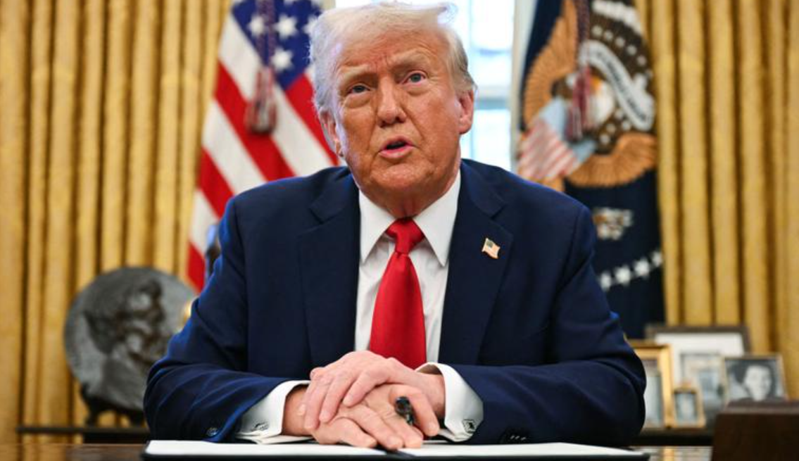 Arremete Trump otra vez contra México, Canadá y China; endurece discurso comercial