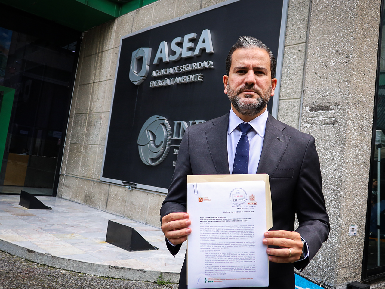 Nuevo León pide inspección urgente a refinería por olores a gas y azufre