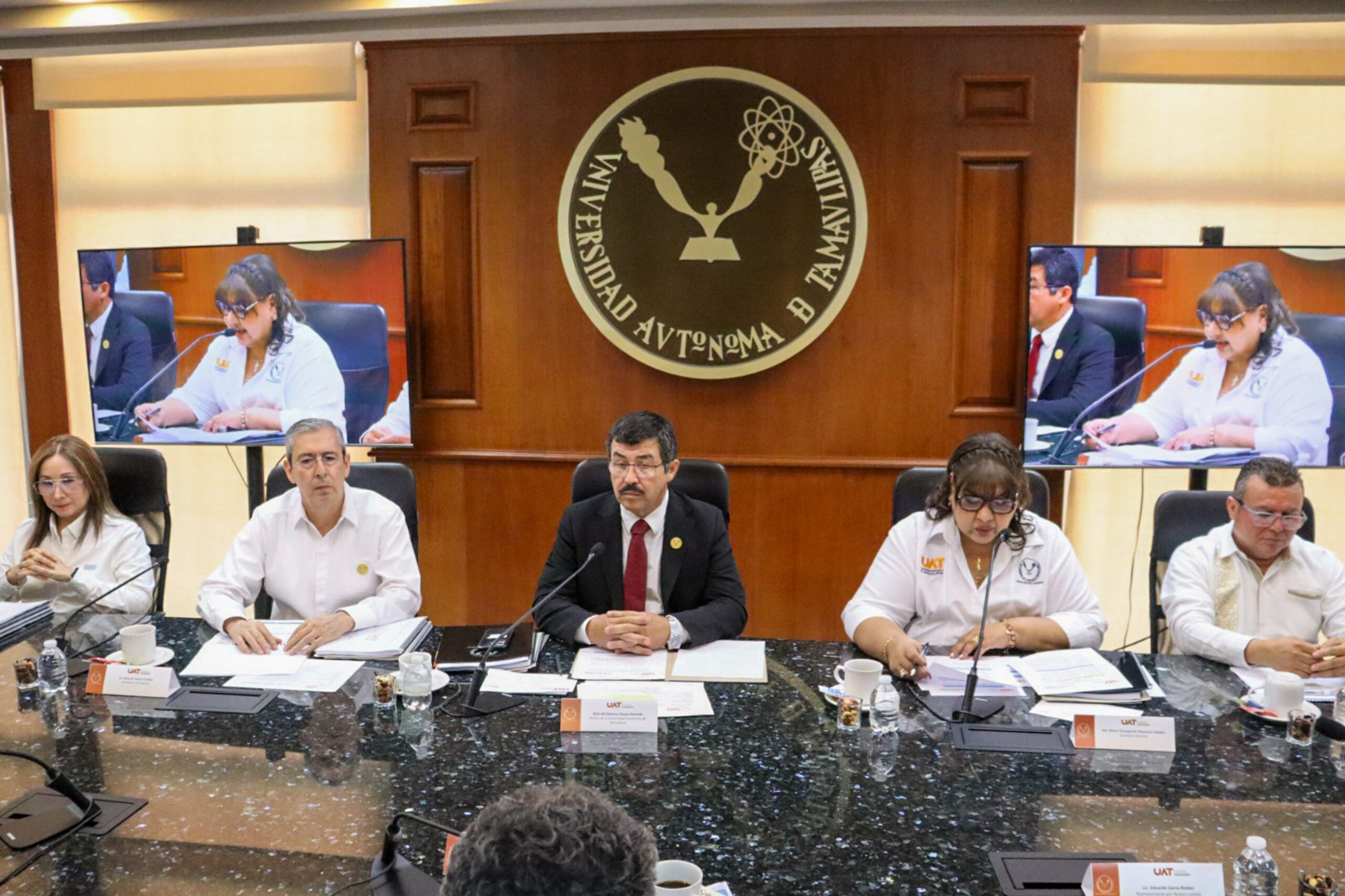 Destaca rector Dámaso Anaya avances institucionales de la UAT ante el Patronato Universitario