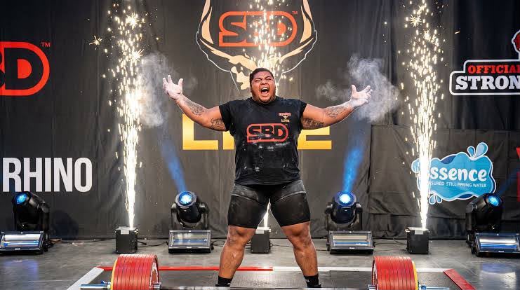 El tamaulipeco Raúl Flores es el más fuerte del mundo; impone récord en Inglaterra