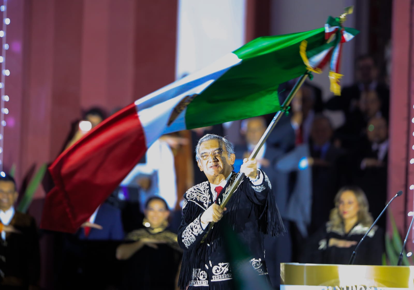 Encabeza Américo tradicional Grito de Independencia en la capital tamaulipeca