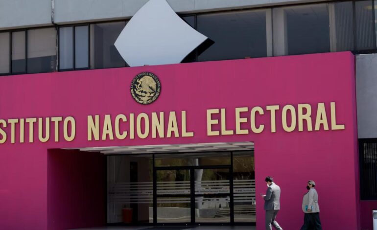 Ordena INE a ‘Alito’ Moreno dejar de llamar a Morena “narcopartido”