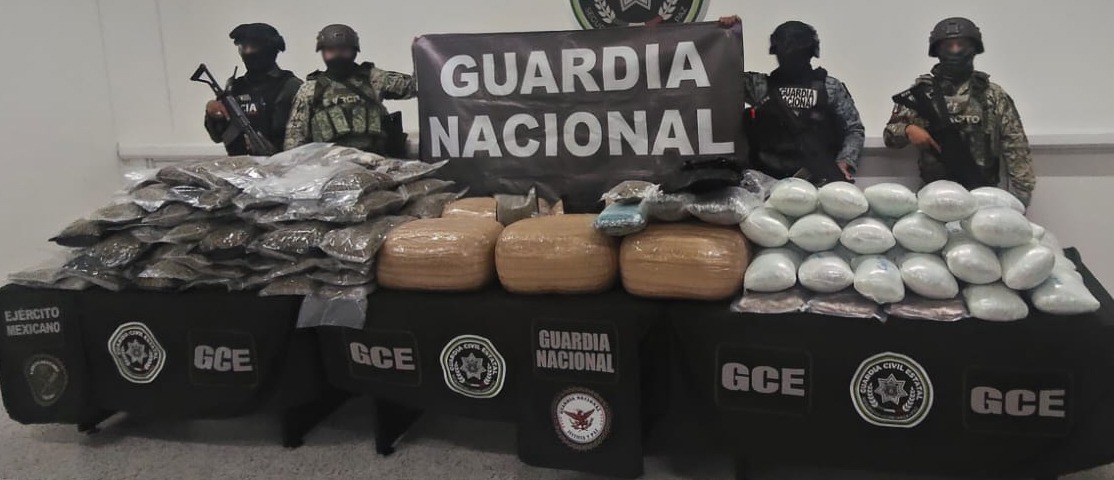 Aseguran 112 kilos de marihuana abandonados cerca de un campo de futbol en San Luis Potosí