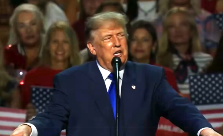 Trump promete 5 mil dólares a cada ciudadano adulto si gana el Congreso